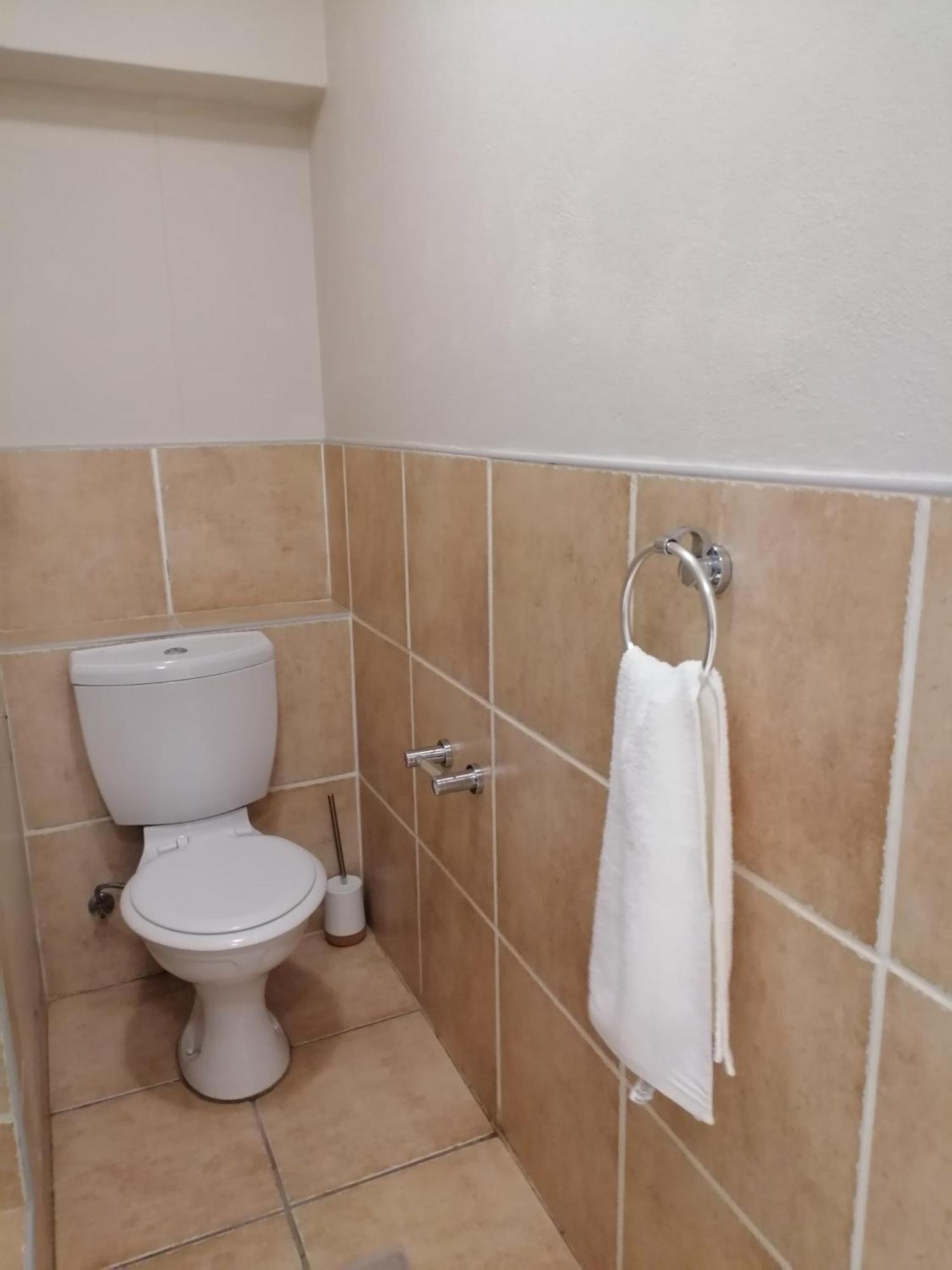 Emabheleni Executive Suites Westpoint Johannesburg Buitenkant foto