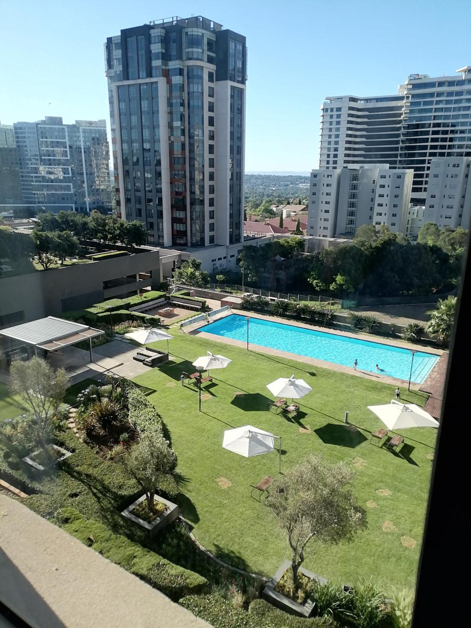 Emabheleni Executive Suites Westpoint Johannesburg Buitenkant foto