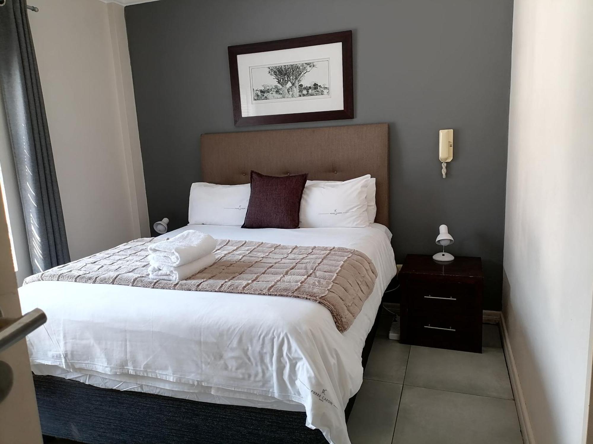 Emabheleni Executive Suites Westpoint Johannesburg Buitenkant foto